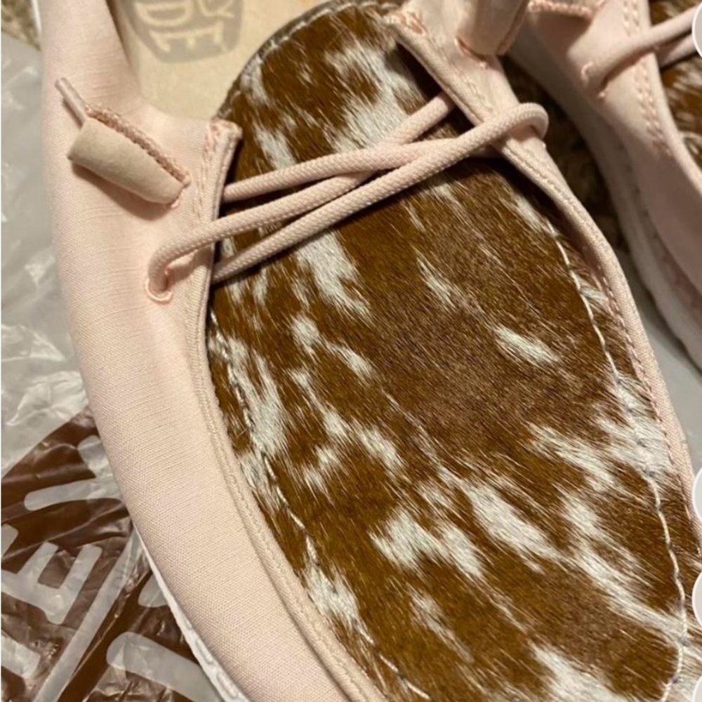 Hey Dude custom Pink Canvas Shoes with Brown & White Cowhide Upper - Picture 2 of 2